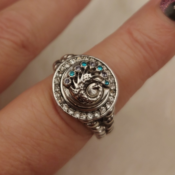 NEW Peacock 12mm Snap Stretch Ring Magnolia & Vine - Picture 5 of 6